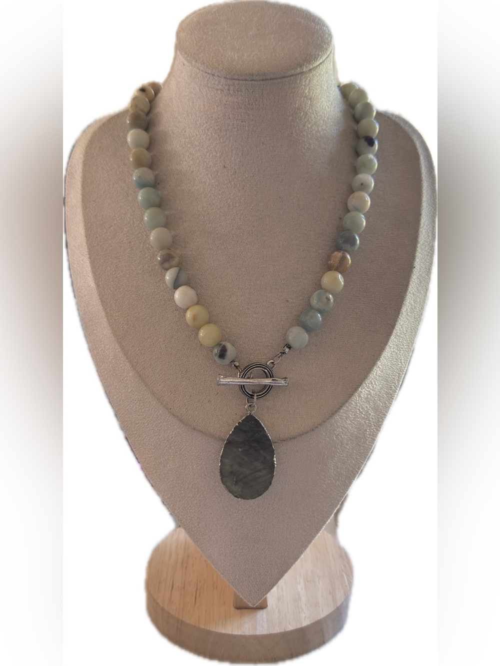 10” Shyanne Multicolor Pastel Beaded Necklace with Teardrop Pendant